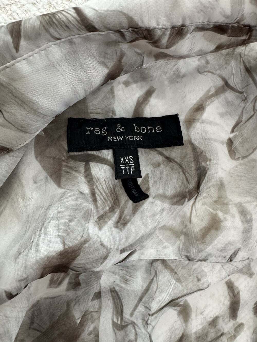 rag & bone New York Sheer Button-Up Blouse - Abstract Print - XXS - Picture 7 of 8